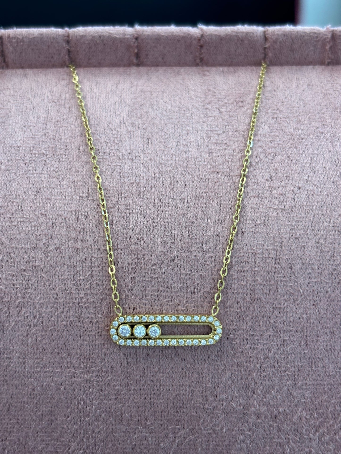 Gold circle Rhinestone Necklace
