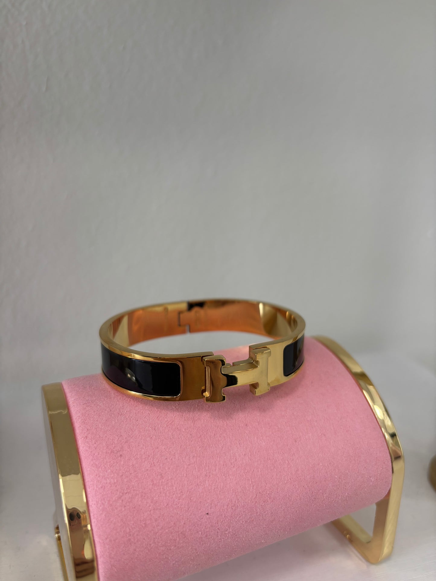 Black Her bracelet