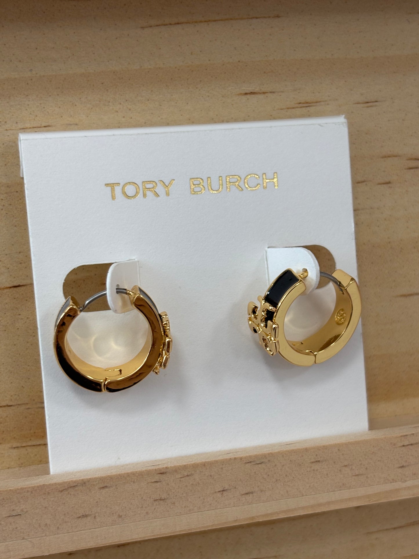 TB hoop earrings (black/gold)