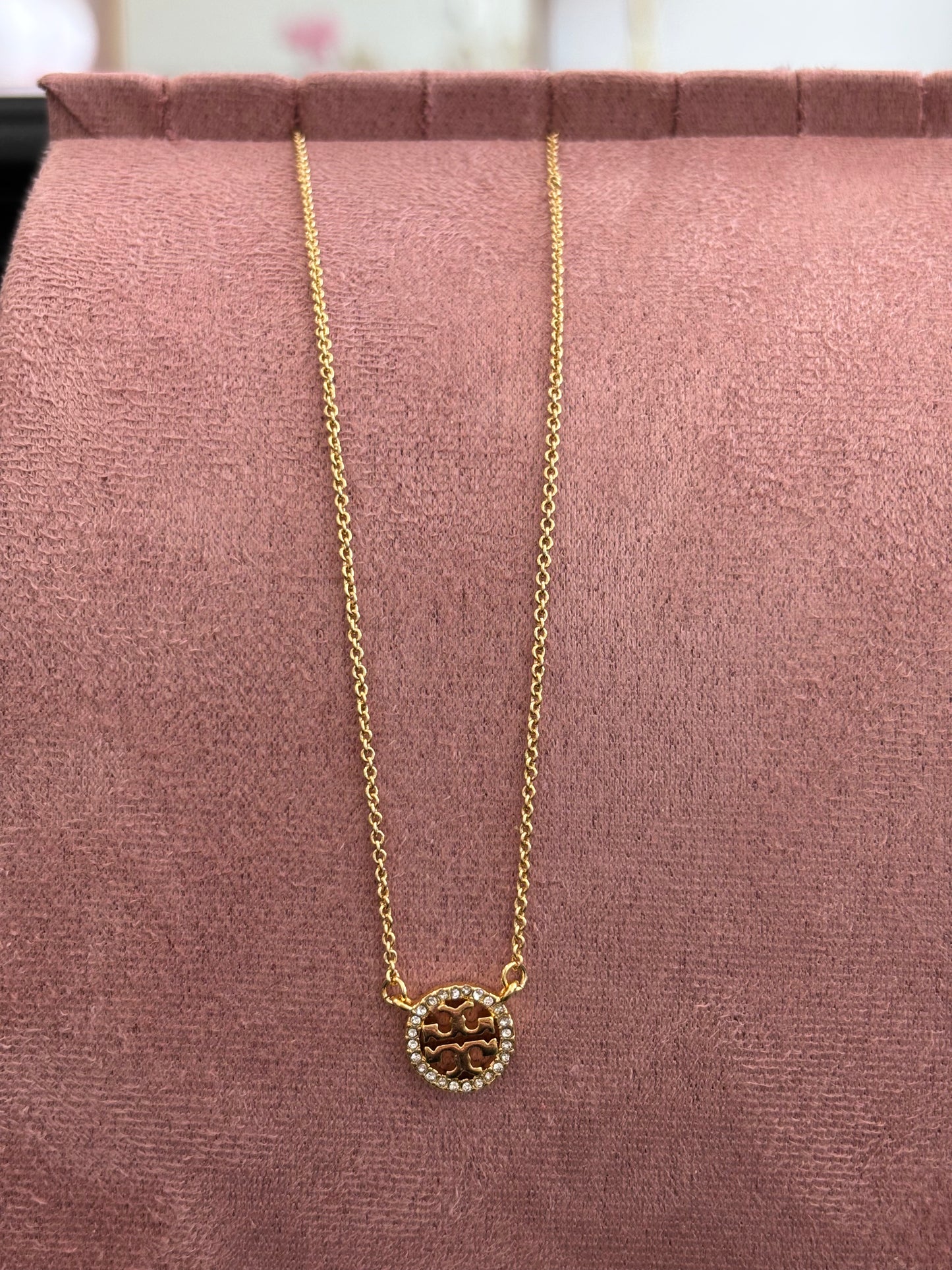 TB Circle Rhinestone gold necklace