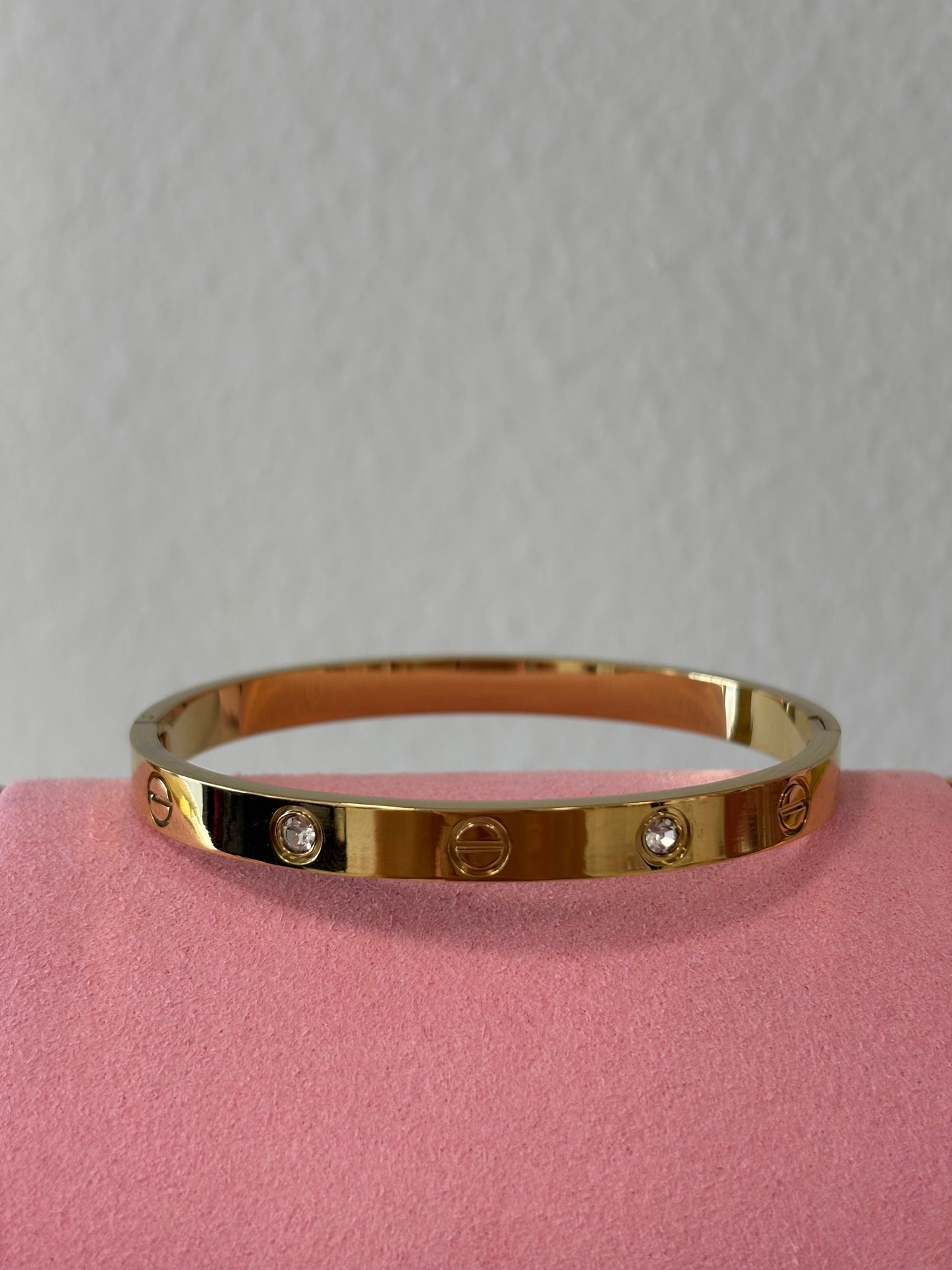 C06 love bracelet rs (gold)