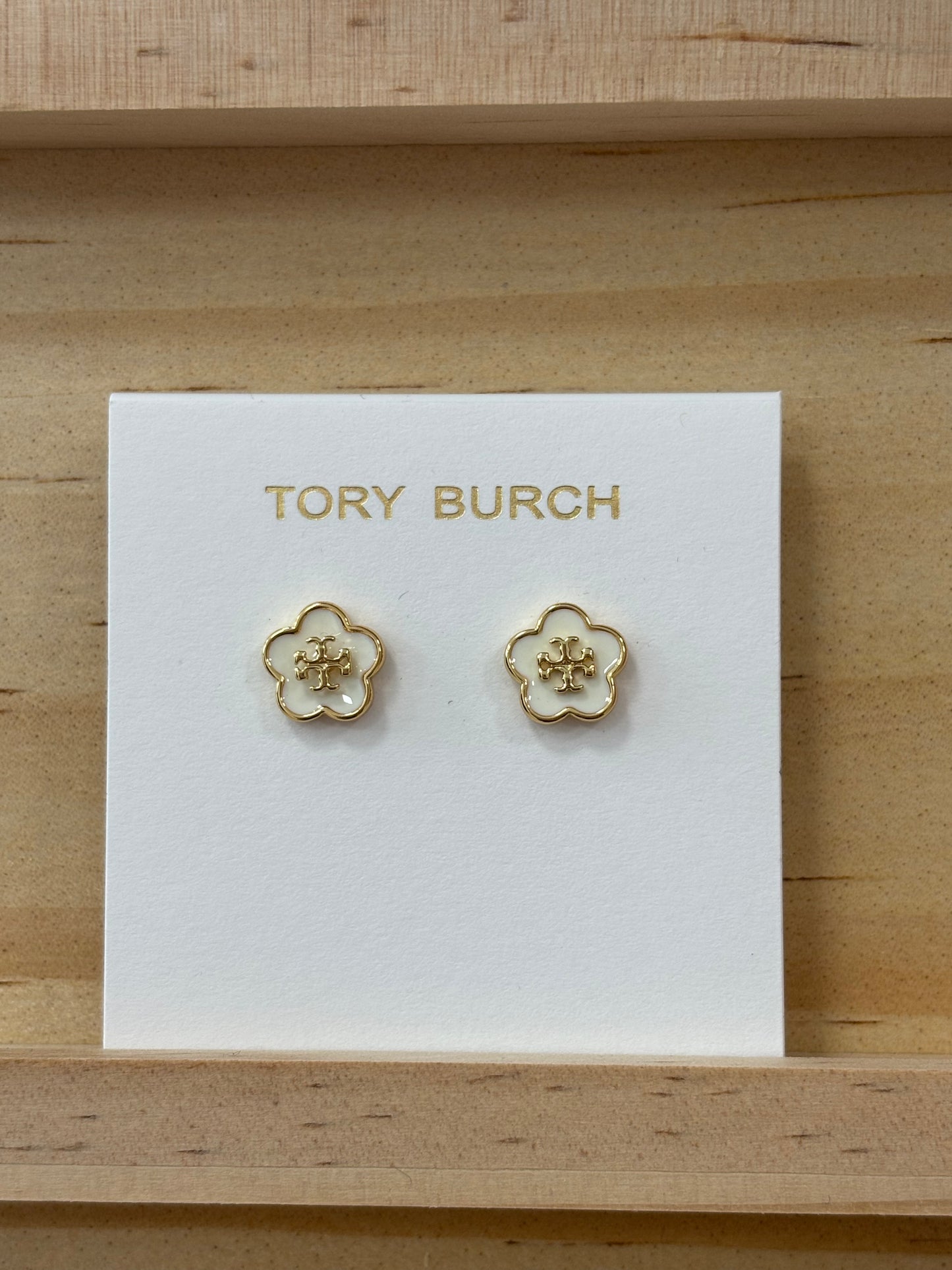 TB flower earrings (white)