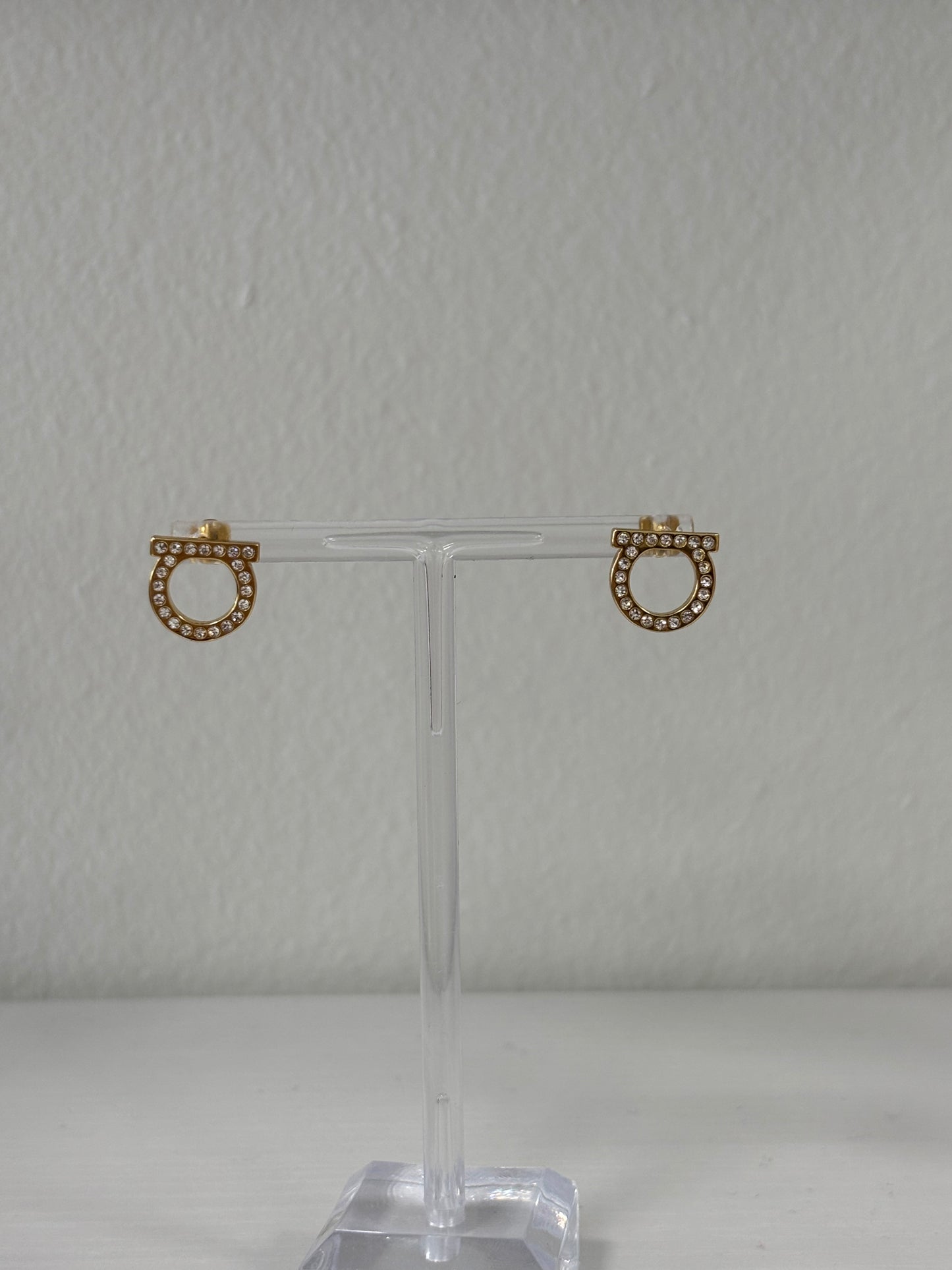 Rhinestone ferragamo earrings (gold)