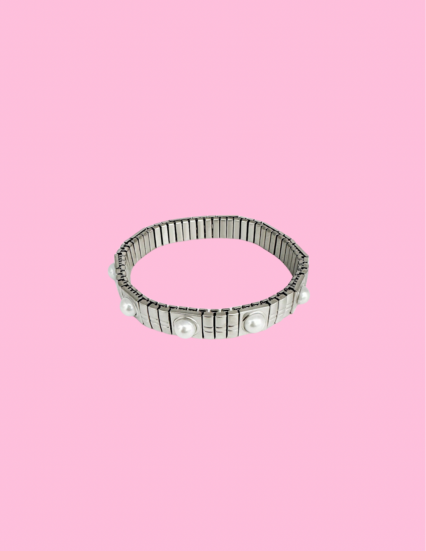 Silver pearl bracelet
