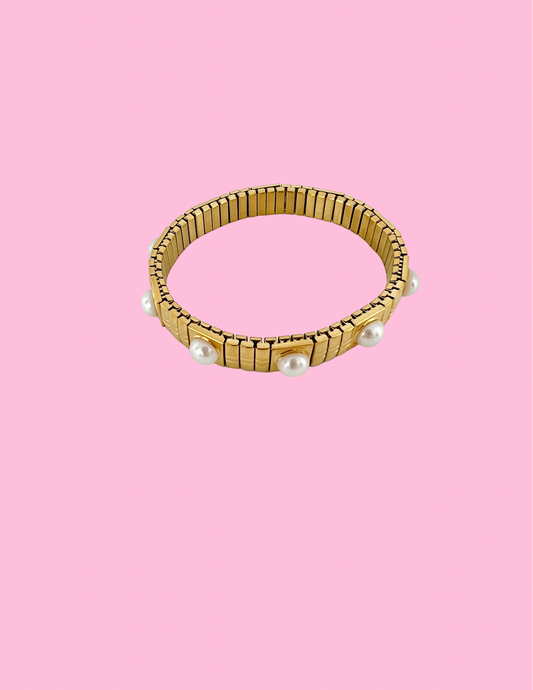 Gold Pearl bracelet