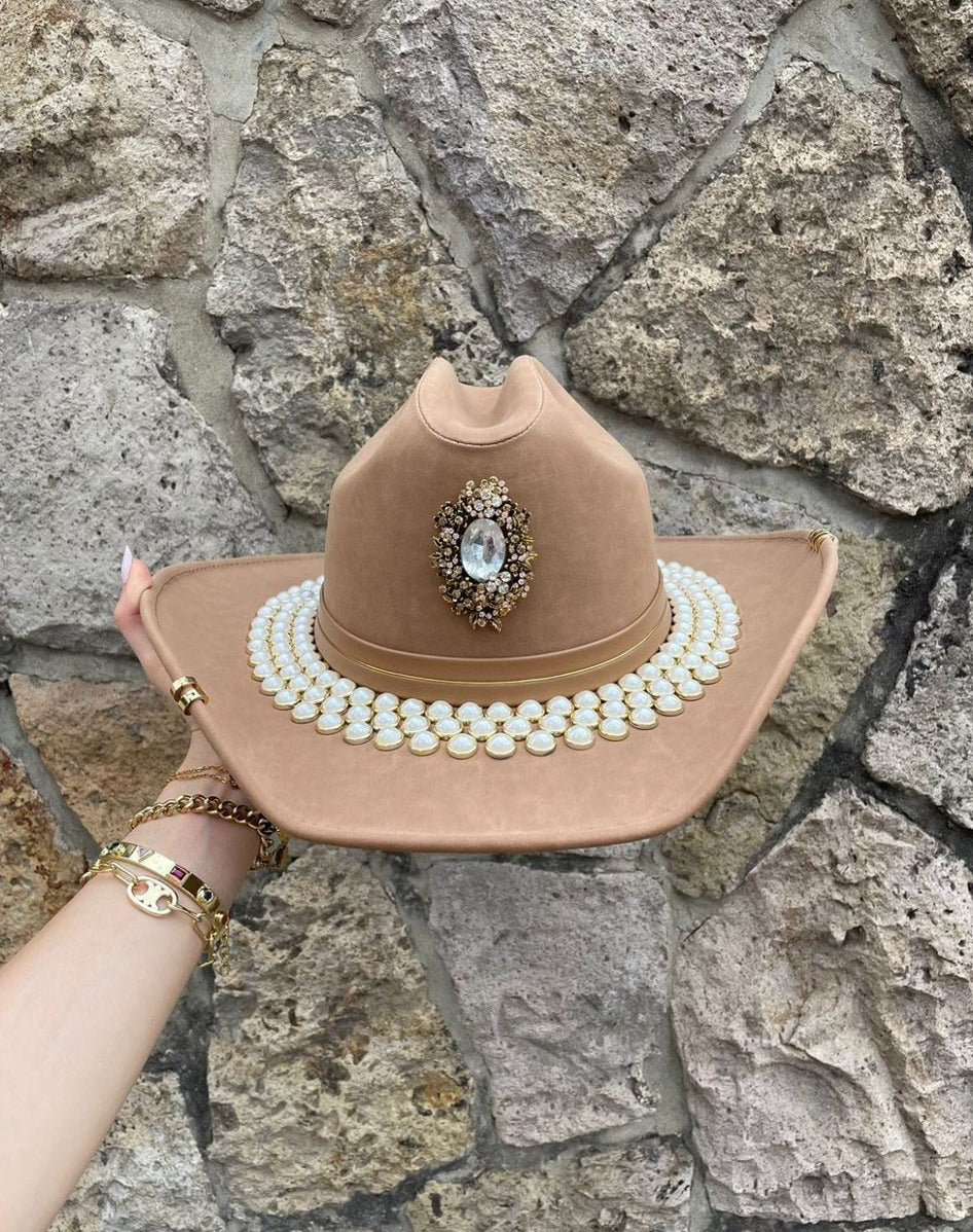 Brown Pearl Tejana