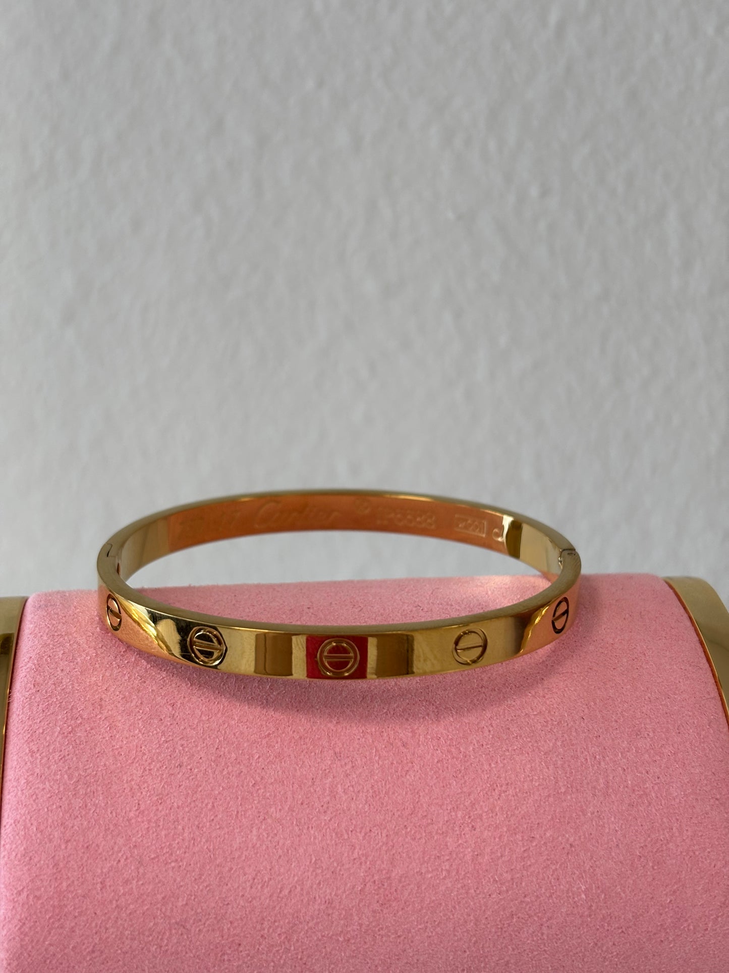 C07 love bracelet (gold)
