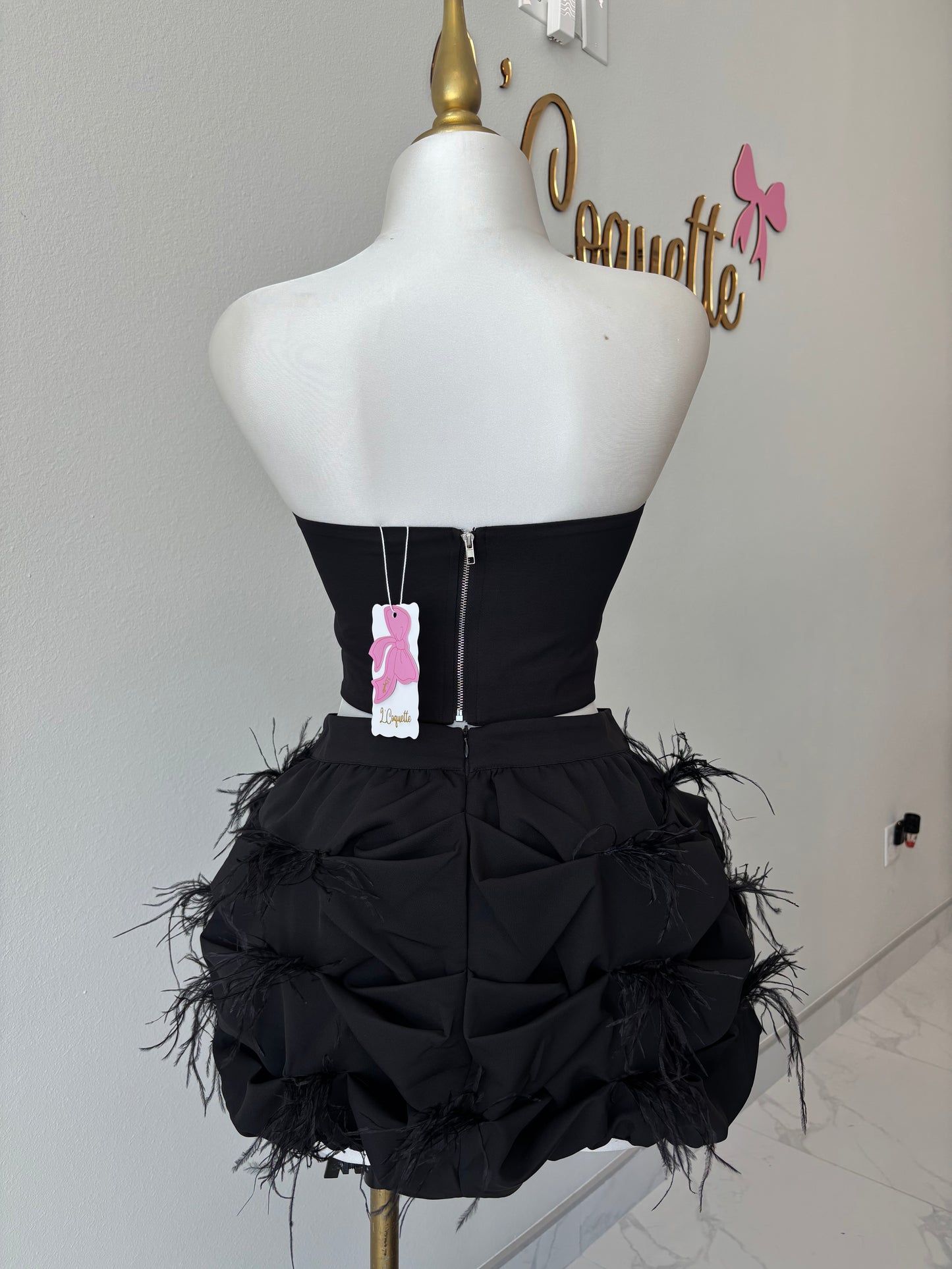 Black feather bubble skirt set